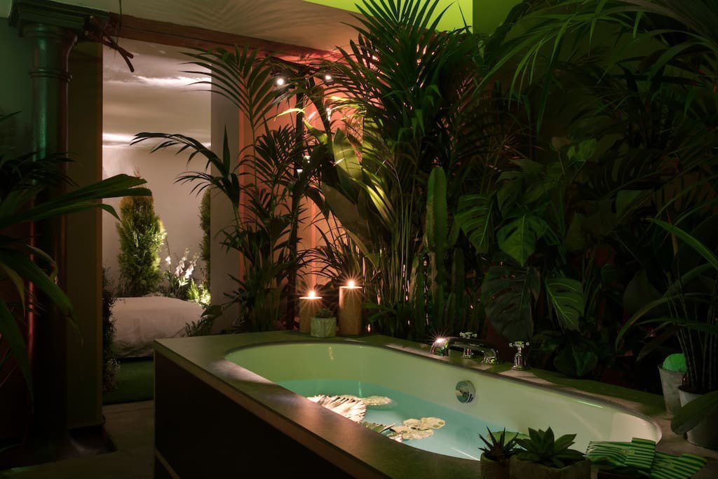 baño hotel verde