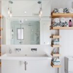Ideas para elegir correctamente los estantes para el baño